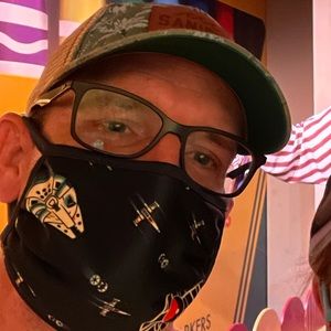 Meet your Posher, Jonathan